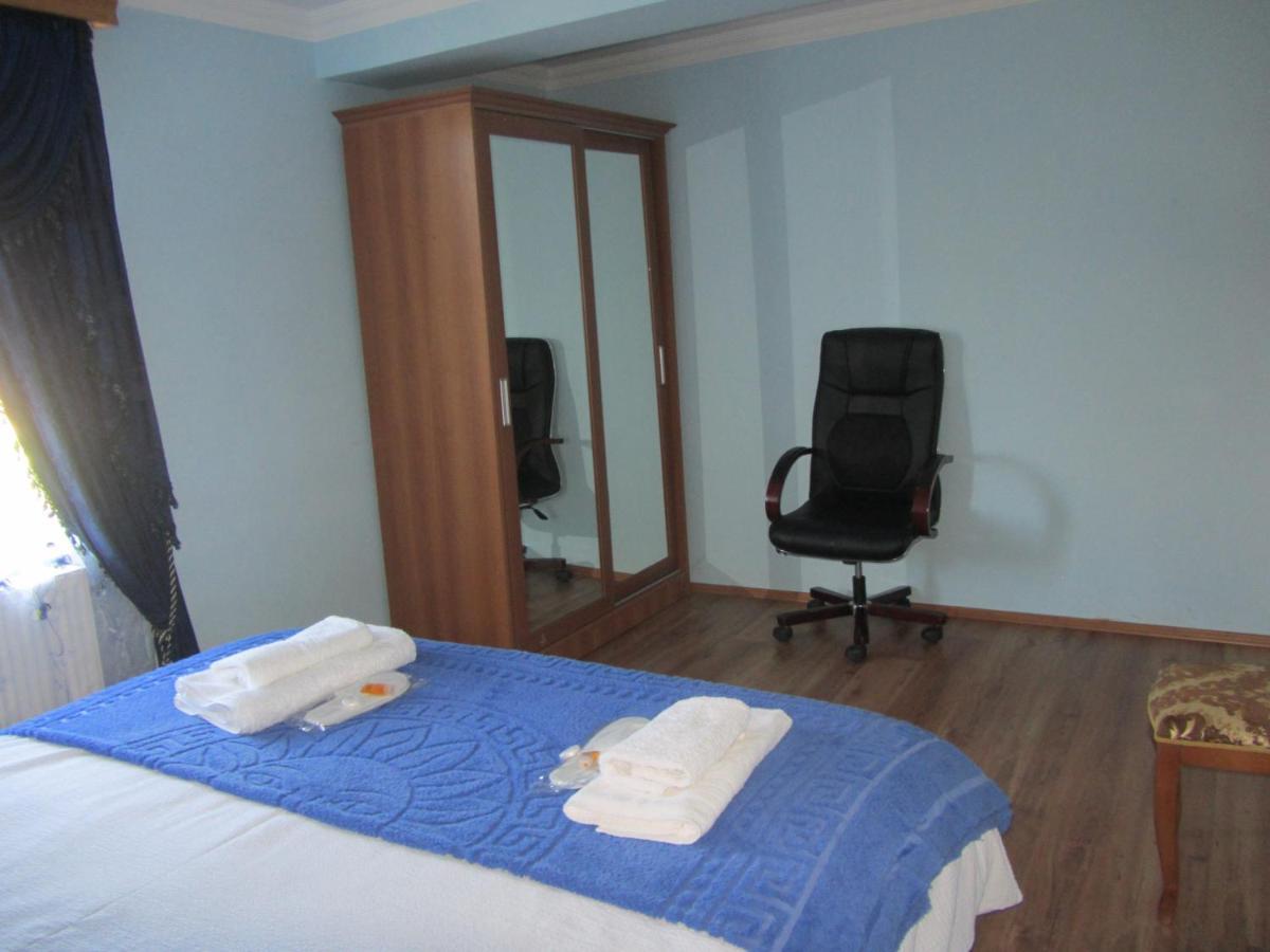 Blue Guest House Samtredia Kültér fotó